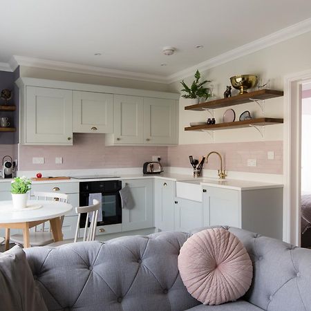 Vesta Central Bath Apartment Luaran gambar