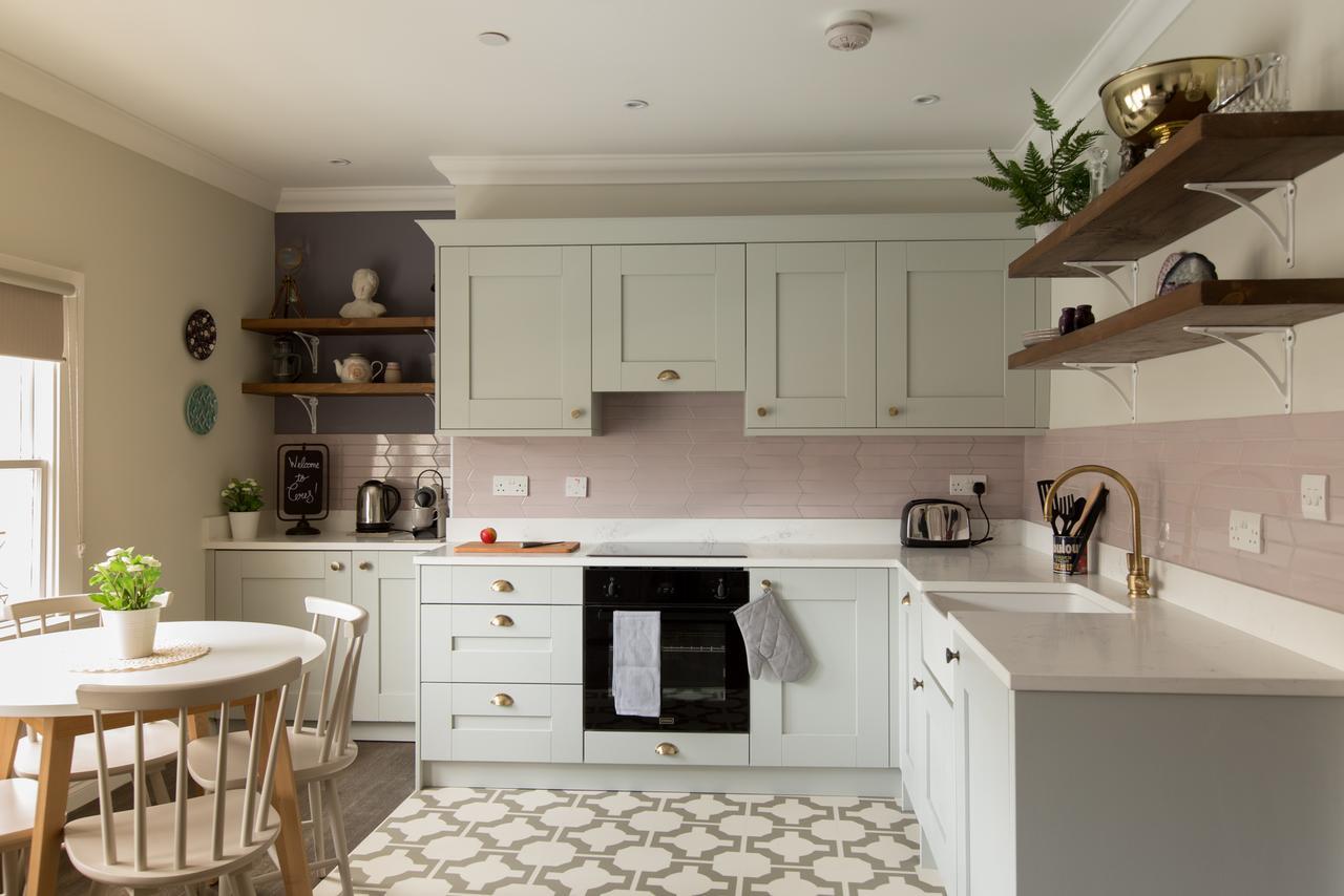 Vesta Central Bath Apartment Luaran gambar
